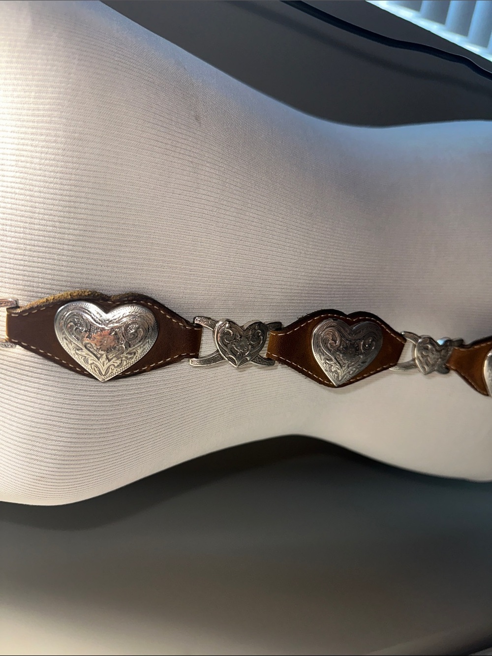 Tony Lama Brown Leather Western Belt with Silver Heart Conchos vintage USA - Picture 4 of 9